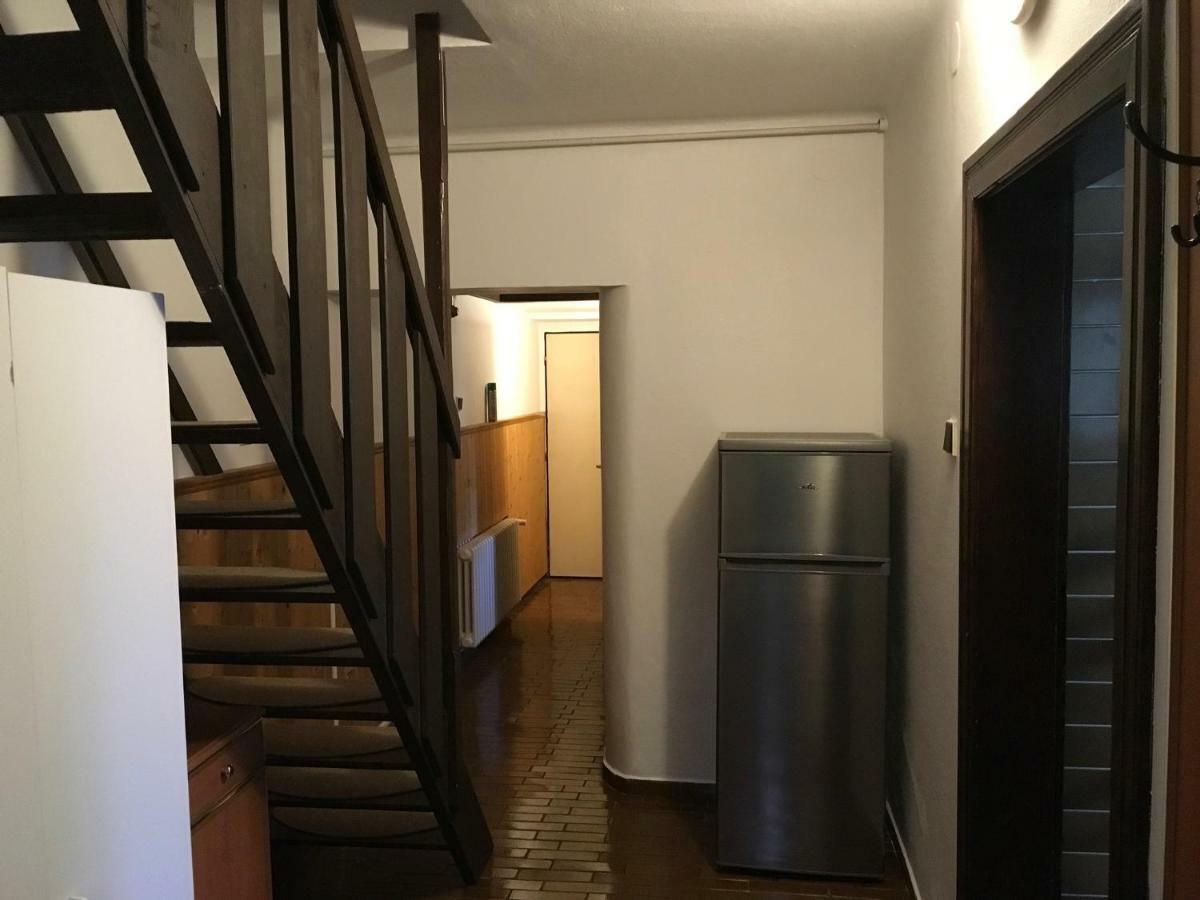 Samostatný mezonetový apartmán s dvěmi ložnicemi a vlastní krytou terasou a sdíleným bazénem Rudník Exterior foto